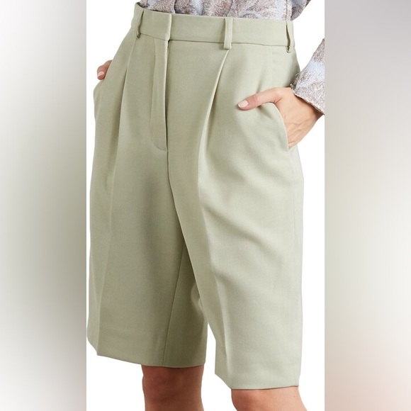 Acne Studios Wool Blended Light Green Pastel Green Bermuda Shorts size EU 40